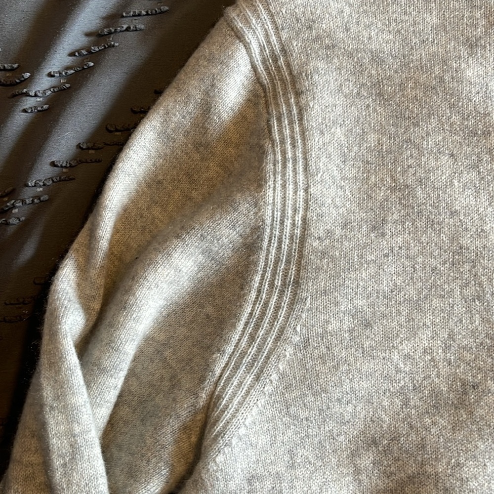 Todd Snyder cashmere button up sweater - Picture 4 of 11